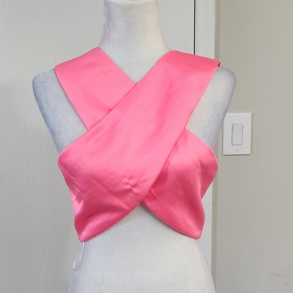 Superdown Alondra Halter Wrap top - Picture 5 of 14